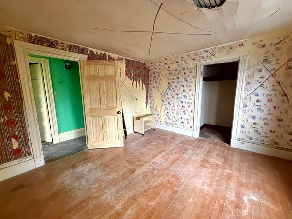 14 Royal St, Watertown MA 02472