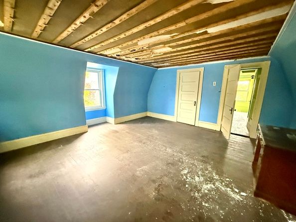 14 Royal St, Watertown MA 02472