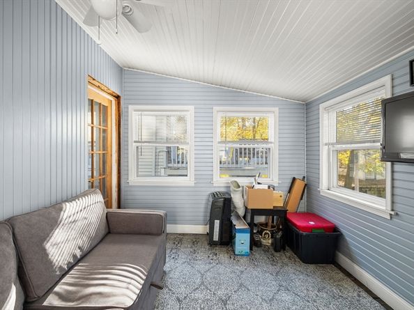 37 M St, Boston MA 02127