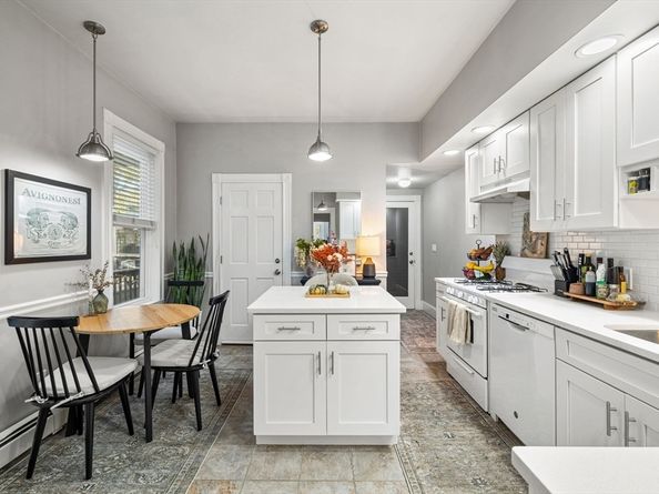 37 M St, Boston MA 02127