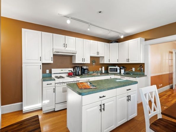 37 M St, Boston MA 02127