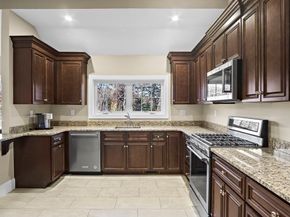 25 Salisbury Hill Blvd. 64, Worcester MA 01609