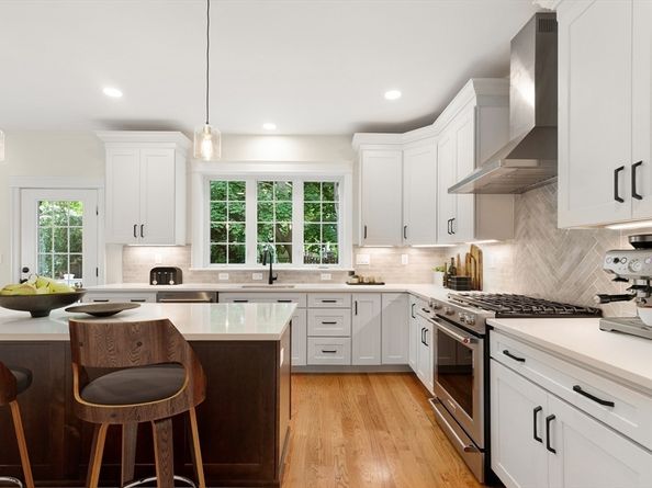 31 Wilson St, Medford MA 02155