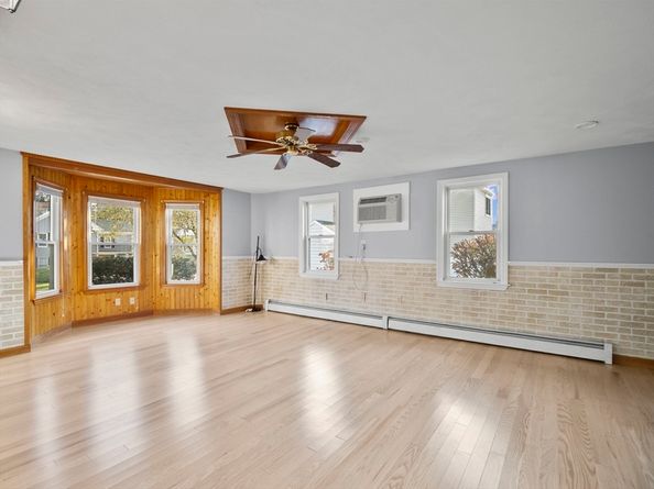 115 W Main St, Marlborough MA 01752