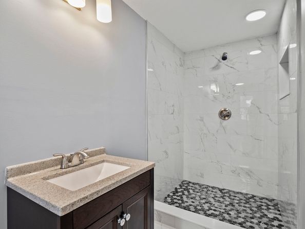 115 W Main St, Marlborough MA 01752