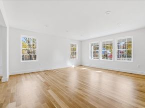 135 Plymouth, Carver MA 02330