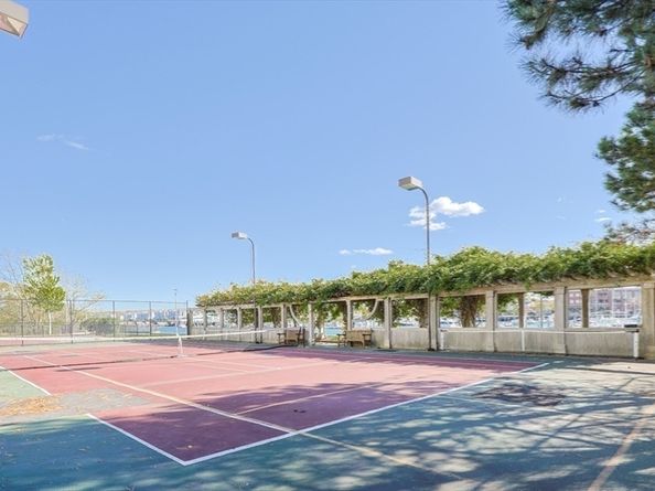 73 Broad Reach M21C, Weymouth MA 02191