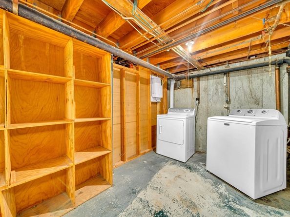 88 Kingston St 88, North Andover MA 01845