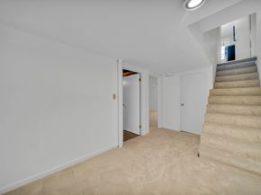 88 Kingston St 88, North Andover MA 01845