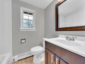 88 Kingston St 88, North Andover MA 01845