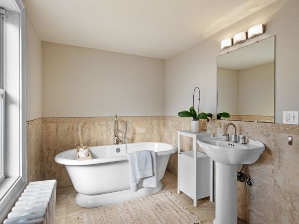 21 Bay View Drive, Swampscott MA 01907