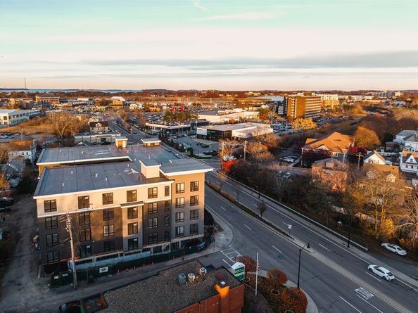 66 Mcgrath 303, Quincy MA 02169