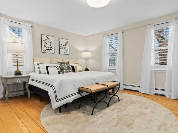 13 Broad St, Newburyport MA 01950