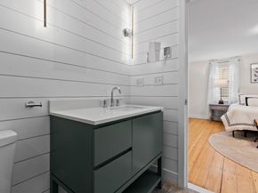 13 Broad St, Newburyport MA 01950