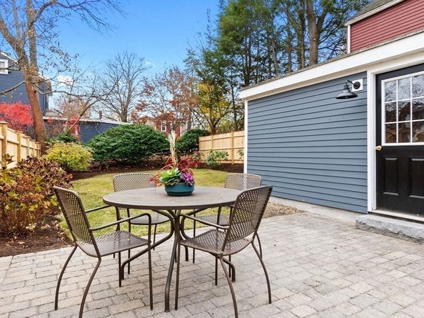 13 Broad St, Newburyport MA 01950