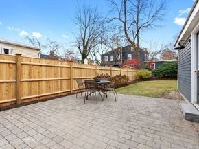 13 Broad St, Newburyport MA 01950