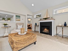 13 Broad St, Newburyport MA 01950