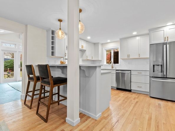 13 Broad St, Newburyport MA 01950