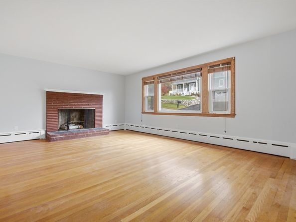 8 Steele Street, Stoneham MA 02180