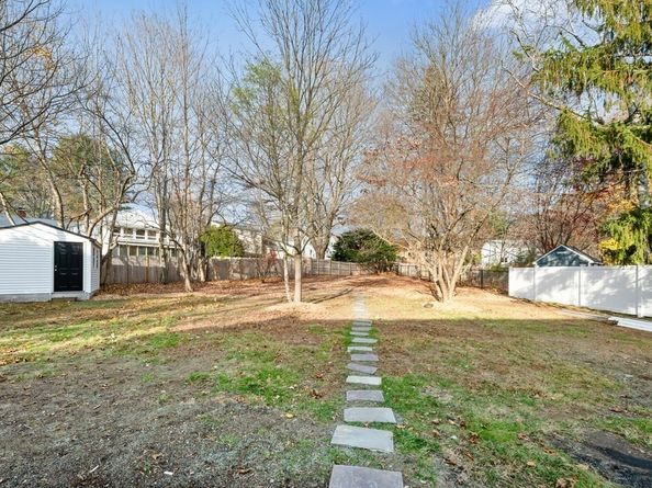 99 Grove St, Reading MA 01867