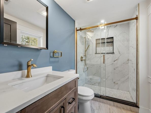 99 Grove St, Reading MA 01867