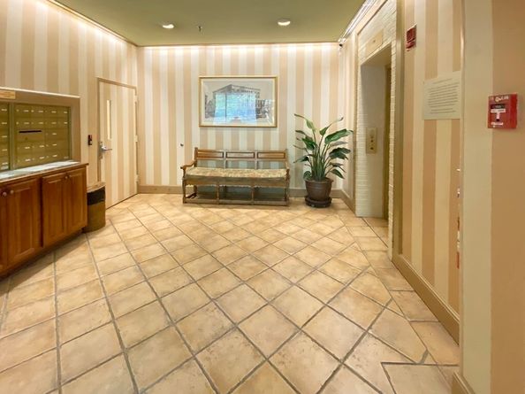 142 Commercial St 503, Boston MA 02109