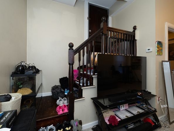 35 May Street, Worcester MA 01610