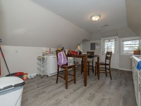 35 May Street, Worcester MA 01610