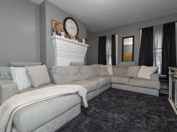 35 May Street, Worcester MA 01610