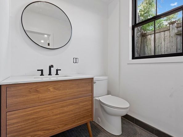 3 Pulaski Ave, Boston MA 02127