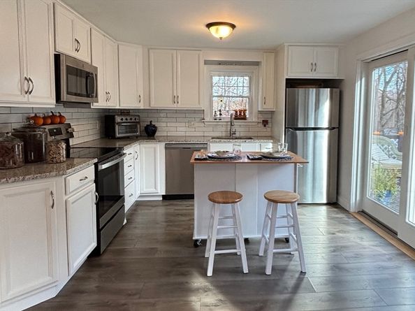 21 Highland Park Road, Rutland MA 01543