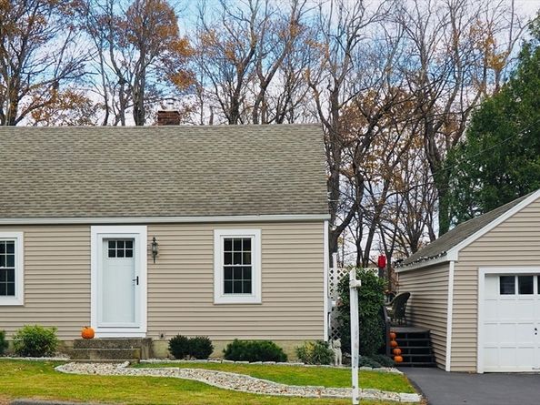 21 Highland Park Road, Rutland MA 01543