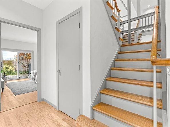 67 Algonquin Road 67, Newton MA 02467