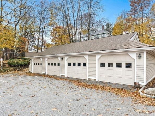 67 Algonquin Road 67, Newton MA 02467