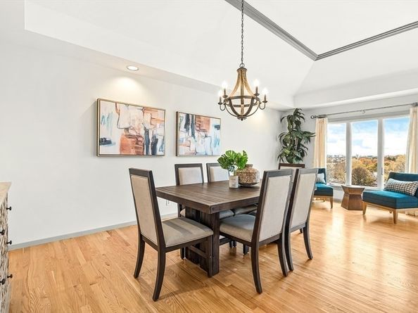 67 Algonquin Road 67, Newton MA 02467