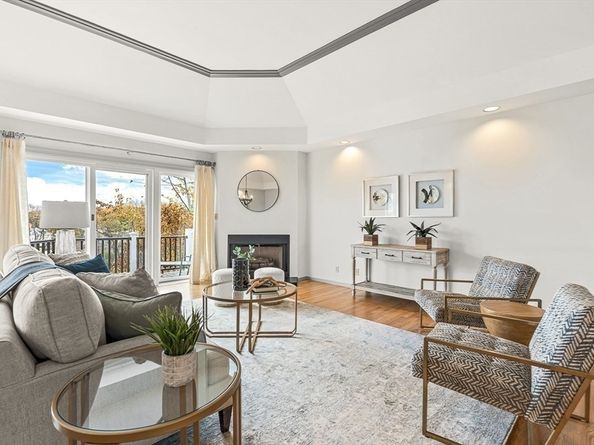 67 Algonquin Road 67, Newton MA 02467