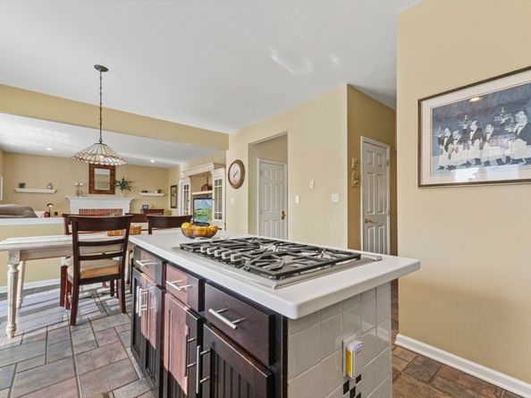 25 Knight Way, Marlborough MA 01752