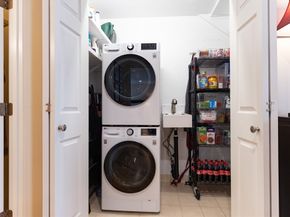 44 Elm Street 501, Worcester MA 01609