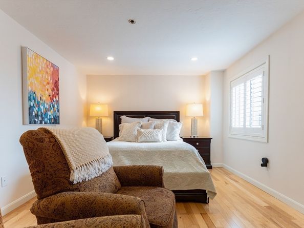 44 Elm Street 501, Worcester MA 01609