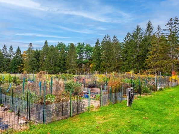 50 Windingwood  Lane 50, Lincoln MA 01773