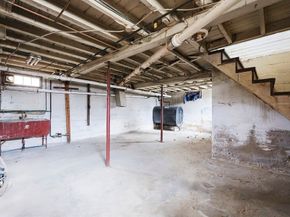 71 W Main St, West Brookfield MA 01585