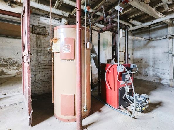 71 W Main St, West Brookfield MA 01585