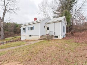 71 W Main St, West Brookfield MA 01585