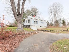 71 W Main St, West Brookfield MA 01585