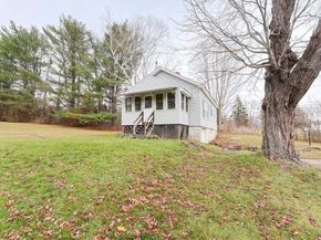 71 W Main St, West Brookfield MA 01585