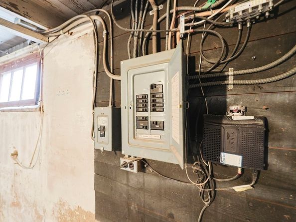 71 W Main St, West Brookfield MA 01585