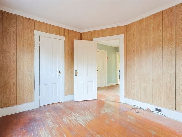 71 W Main St, West Brookfield MA 01585