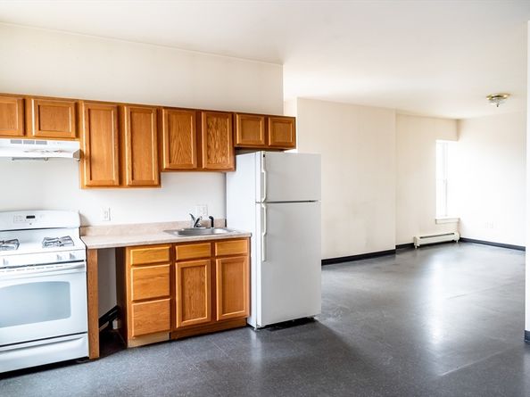 309 Emerson St 14, Boston MA 02127