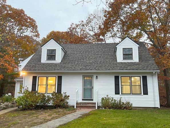 33 Highview Rd, Rockport MA 01966