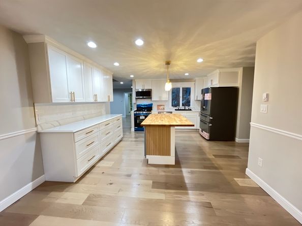 33 Highview Rd, Rockport MA 01966